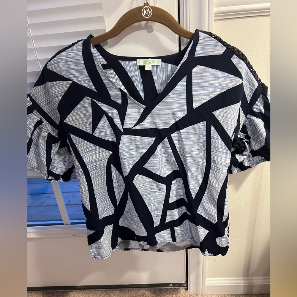 Jade blouse navy and light blue